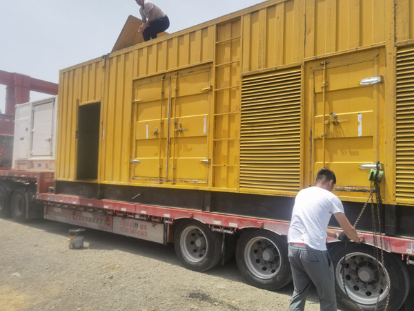 厦门汽油发电机对供油装置的要求