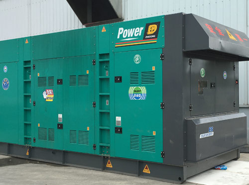 厦门升级发电机组的过程中需要注意哪些安全事项？