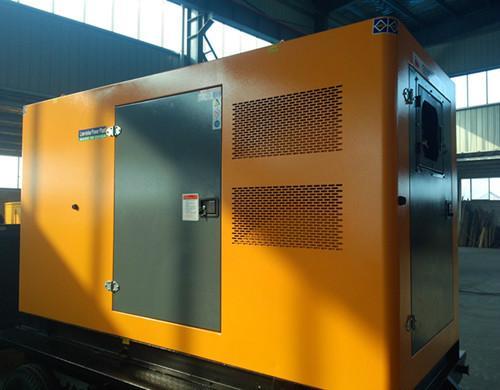 厦门汽油发电机组电瓶电解液的密度应该保持在什么范围？